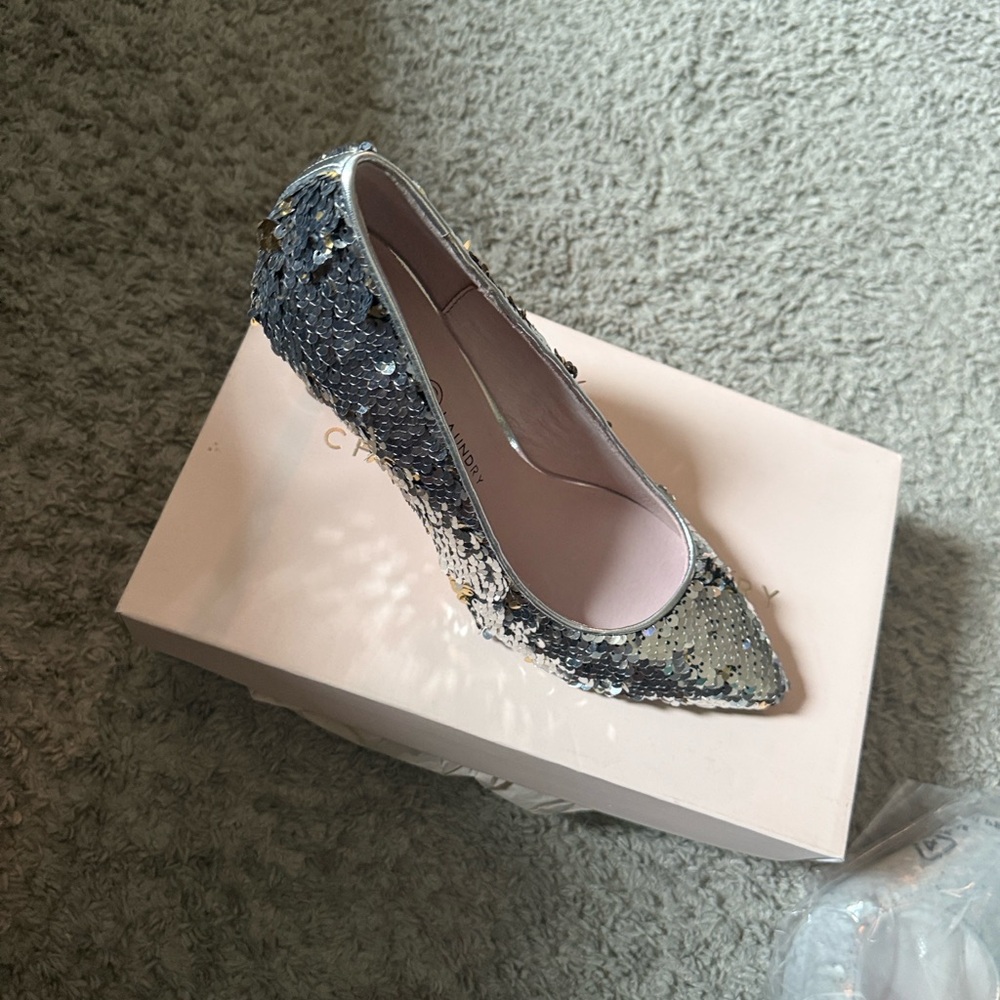 Chinese Laundry Silver Multi Shoe Box